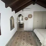 La Casa De Mama 3*