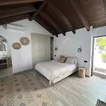 La Casa De Mama Marbella