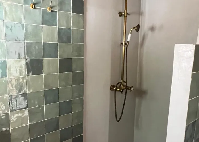 La Casa De Mama 3*