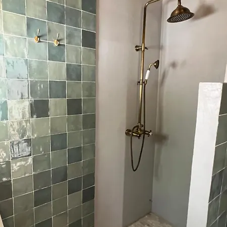 La Casa De Mama *