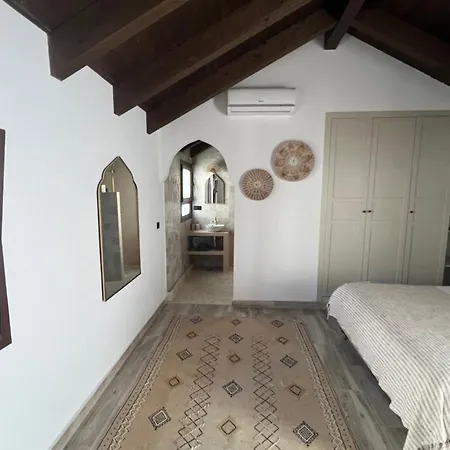 La Casa De Mama *